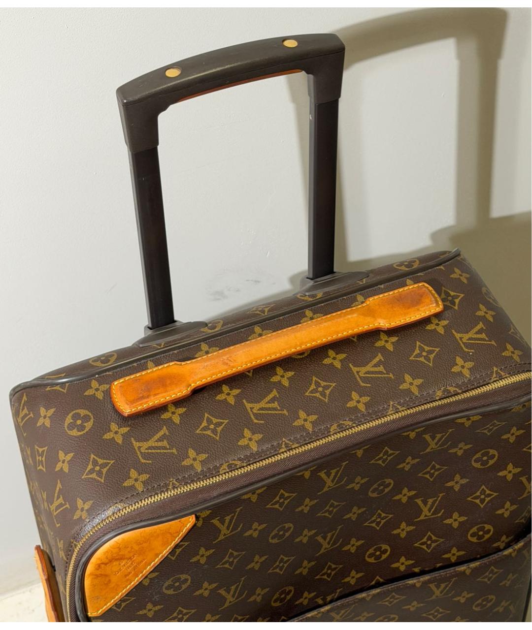 LOUIS VUITTON Коричневый чемодан, фото 5