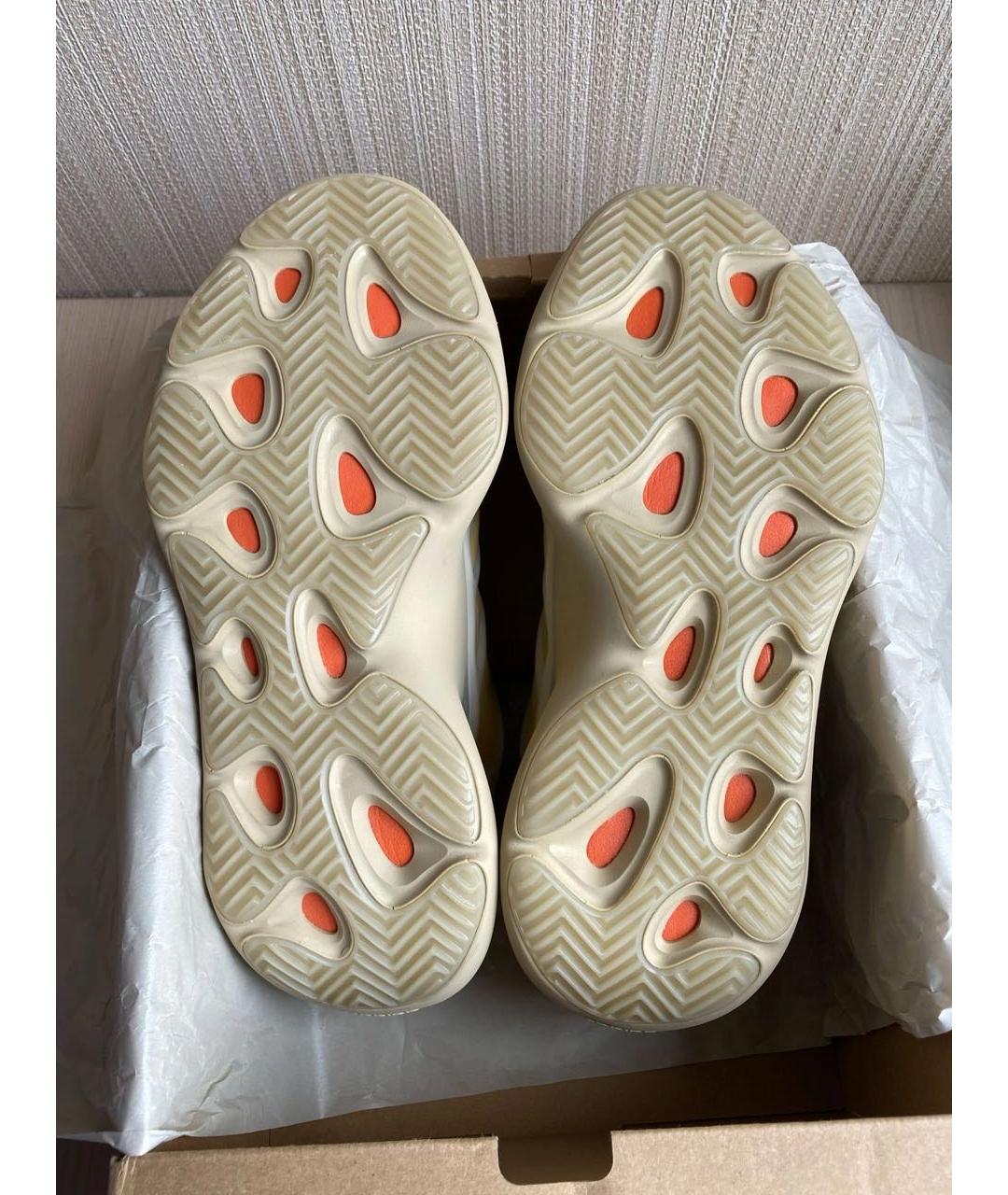 ADIDAS YEEZY Белые текстильные низкие кроссовки / кеды, фото 5