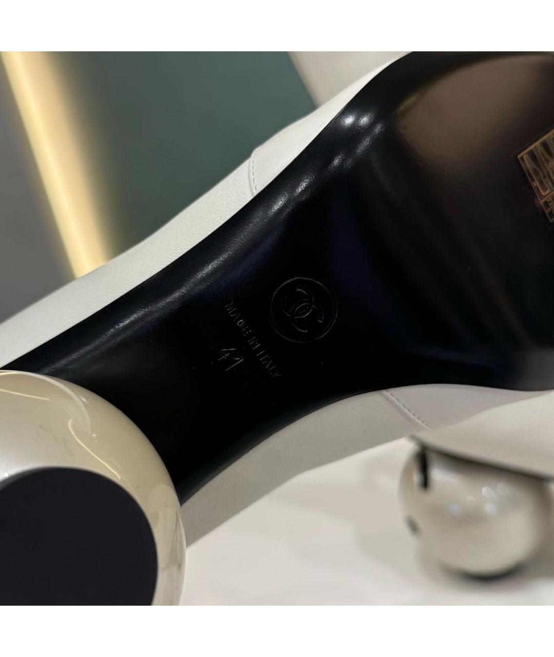 CHANEL Белые кожаные ботильоны, фото 5