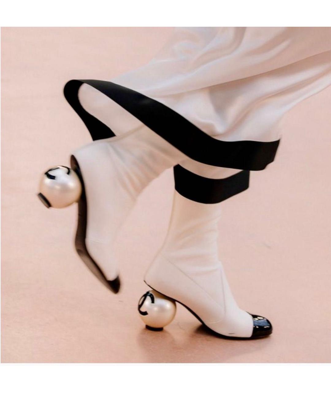 CHANEL Белые кожаные ботильоны, фото 8