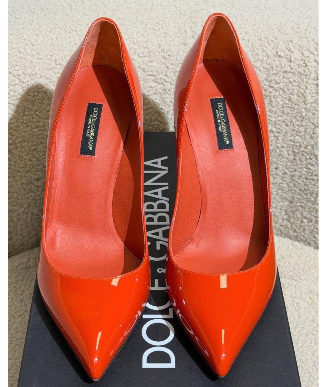DOLCE&GABBANA Оранжевое туфли из лакированной кожи, фото 2