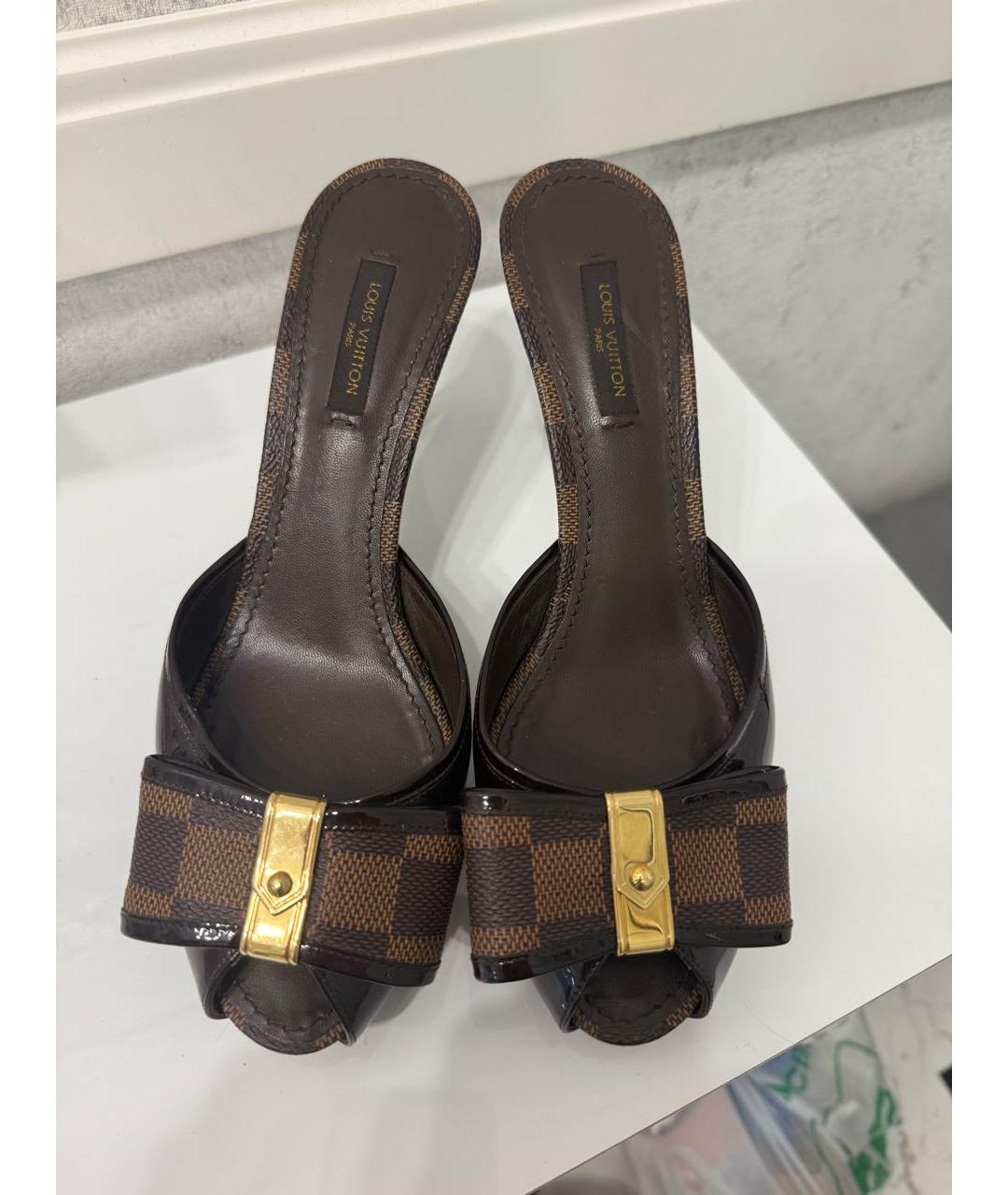 LOUIS VUITTON Коричневые кожаные мюли, фото 3