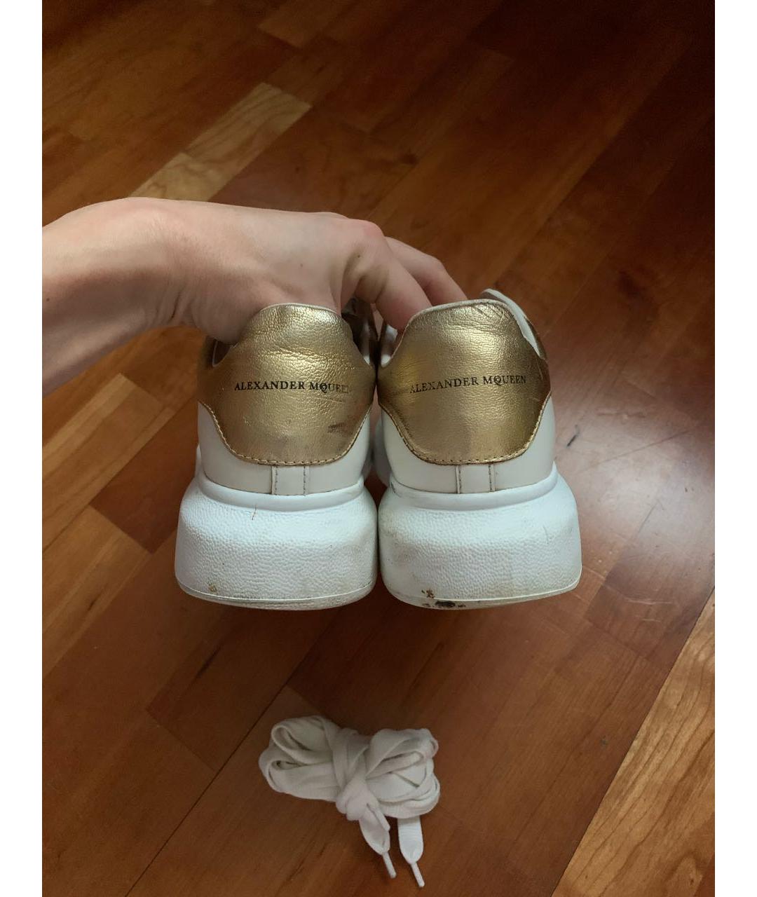 ALEXANDER MCQUEEN Белые кожаные кеды, фото 4