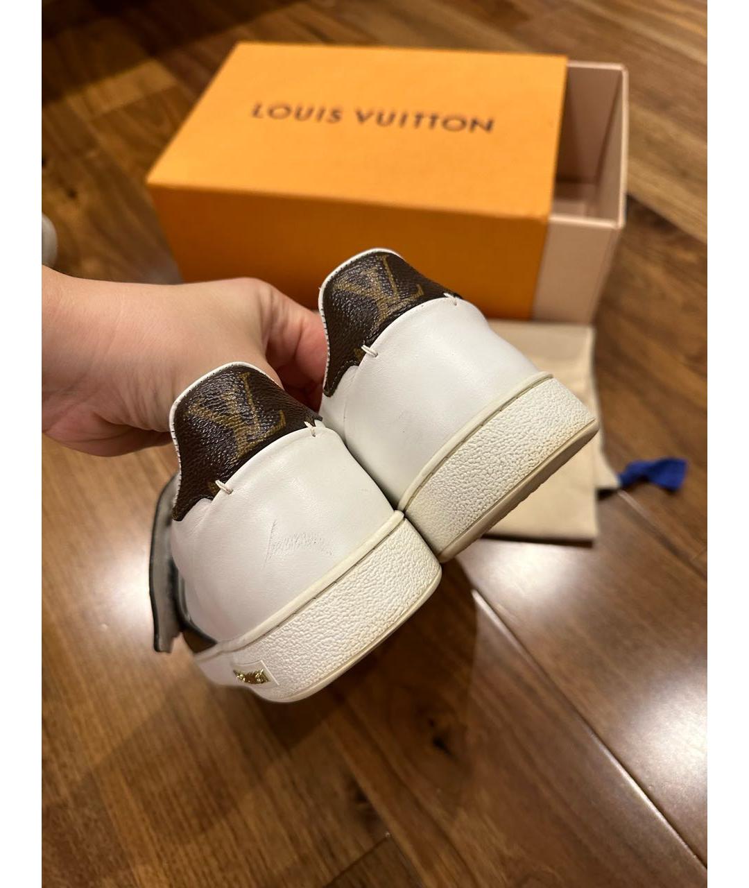 LOUIS VUITTON Белые кожаные кеды, фото 4