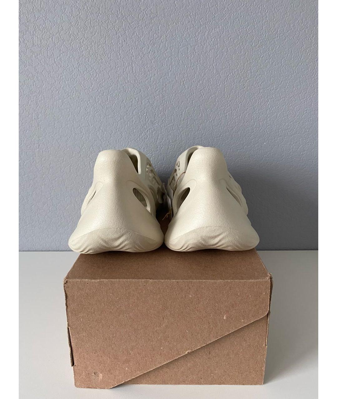 ADIDAS YEEZY Белые резиновые сандалии, фото 5