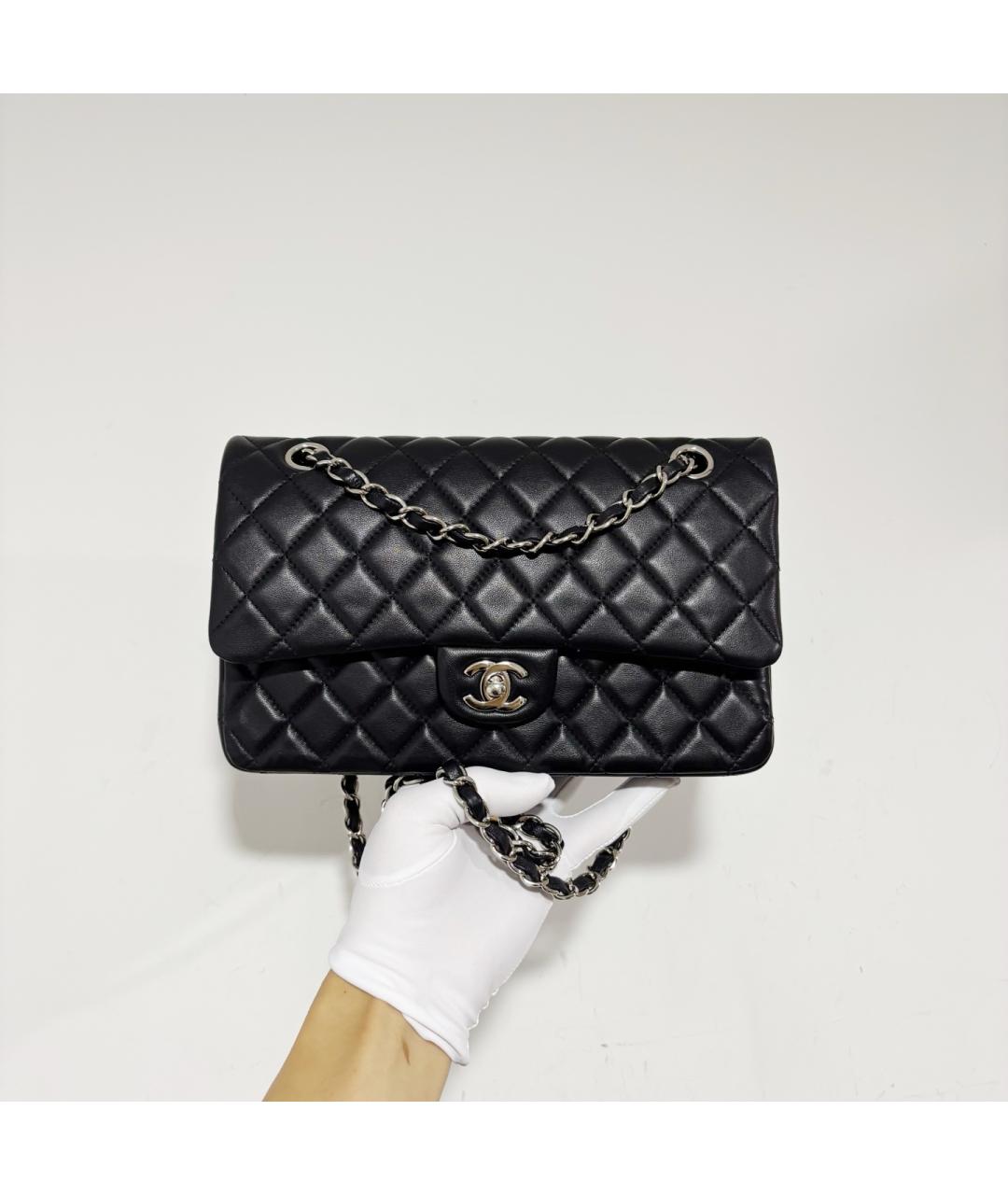 CHANEL Черная кожаная сумка через плечо, фото 2