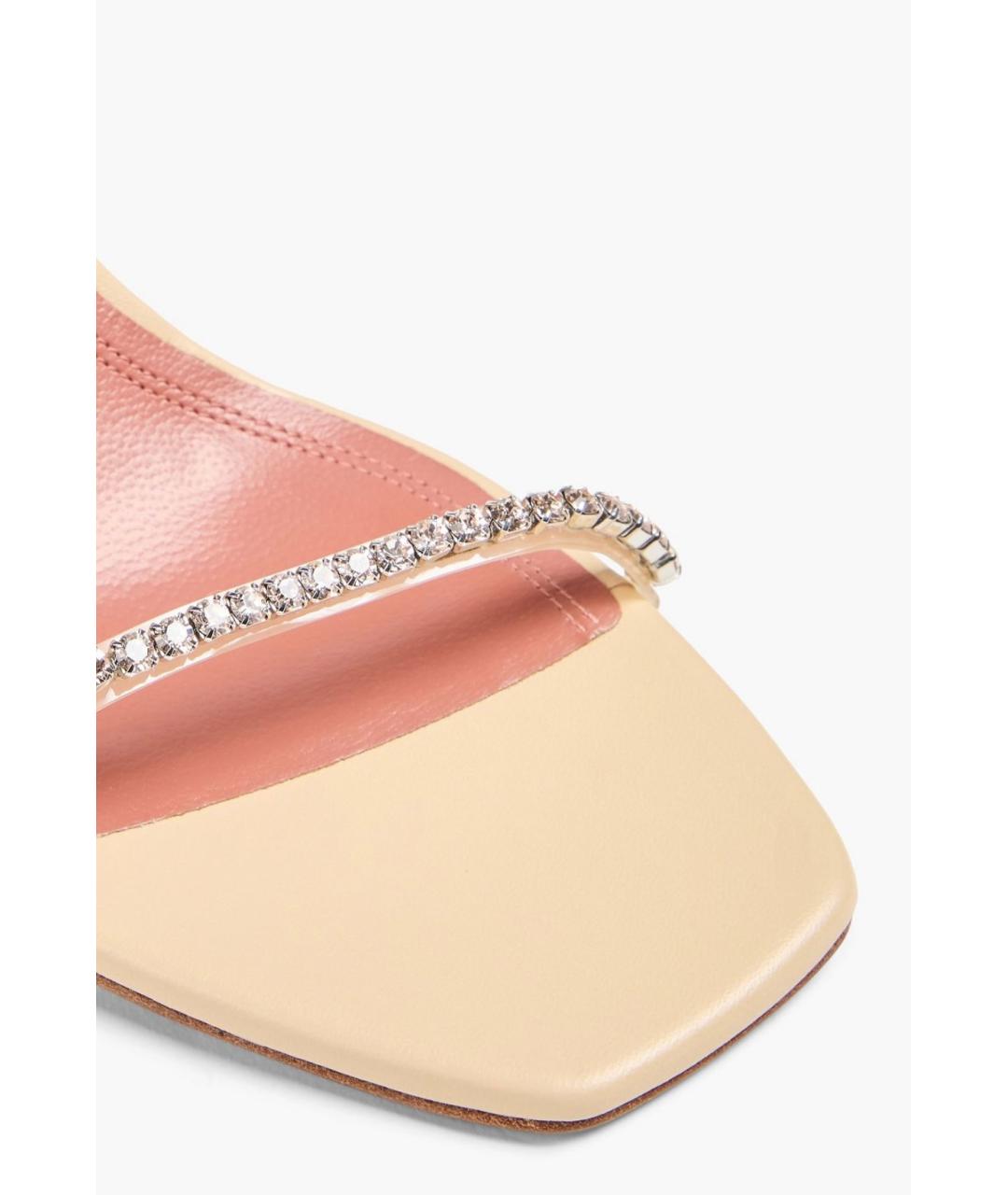 Amina Muaddi Бежевые кожаные мюли, фото 4