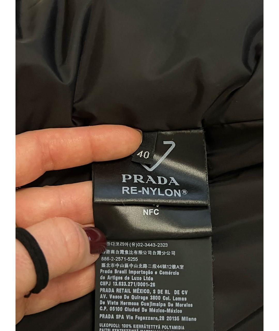 PRADA Черный полиэстеровый пуховик, фото 5