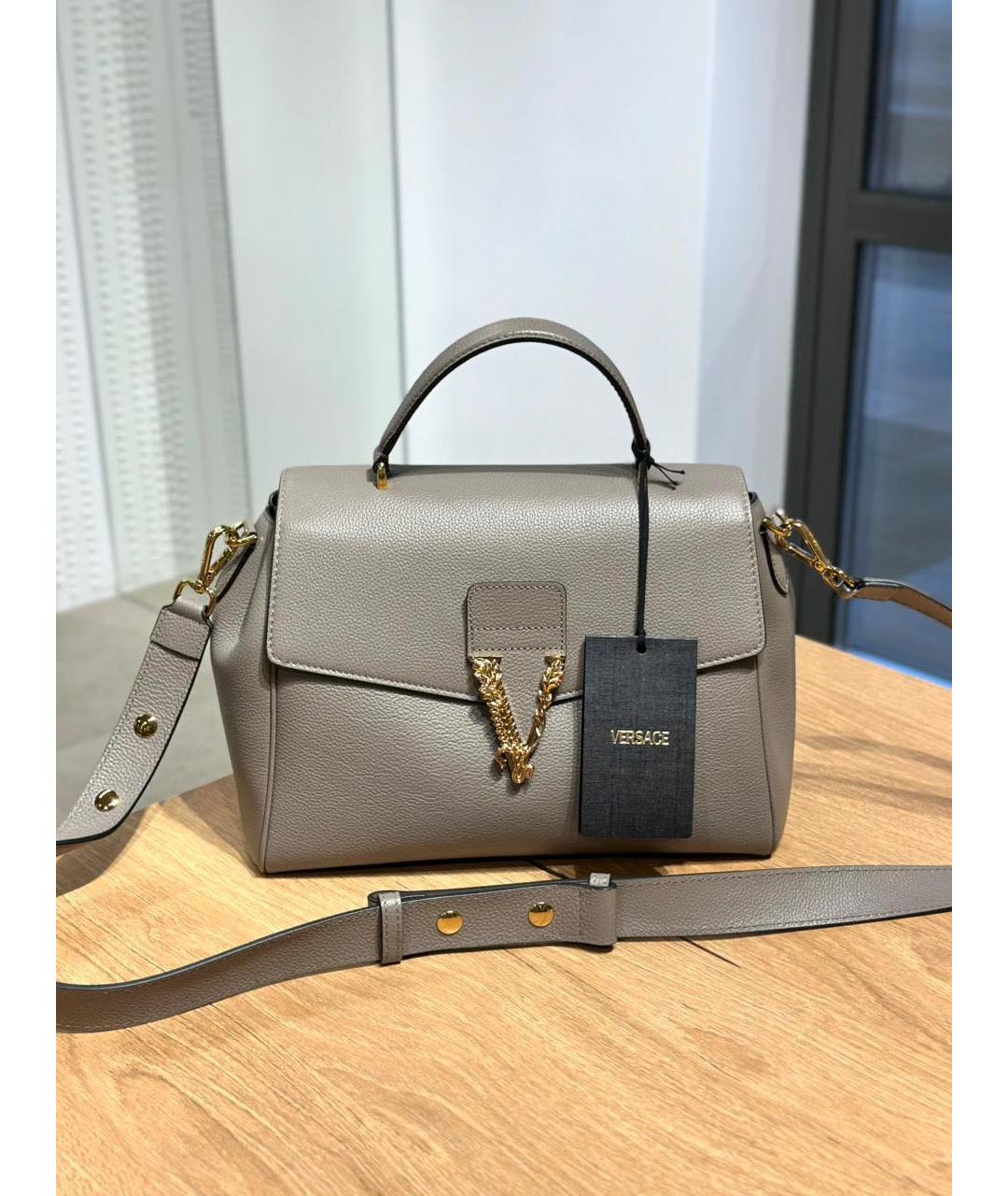 VERSACE Серая кожаная сумка через плечо, фото 3