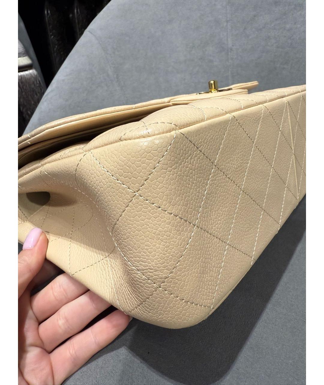 CHANEL Бежевая кожаная сумка через плечо, фото 5