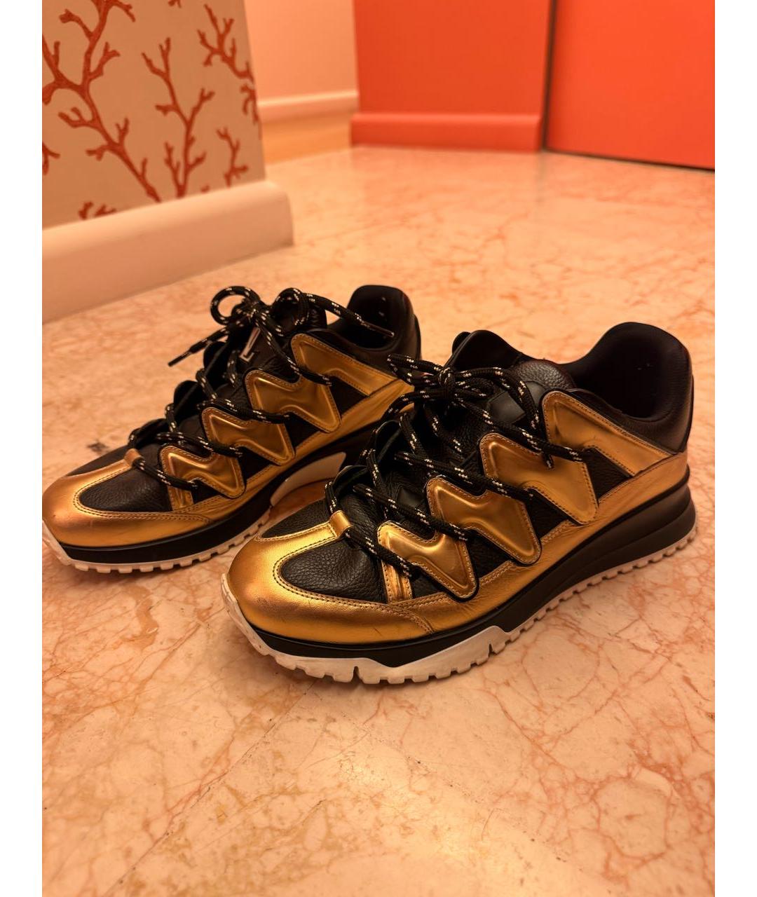 LOUIS VUITTON Золотые кожаные низкие кроссовки / кеды, фото 5
