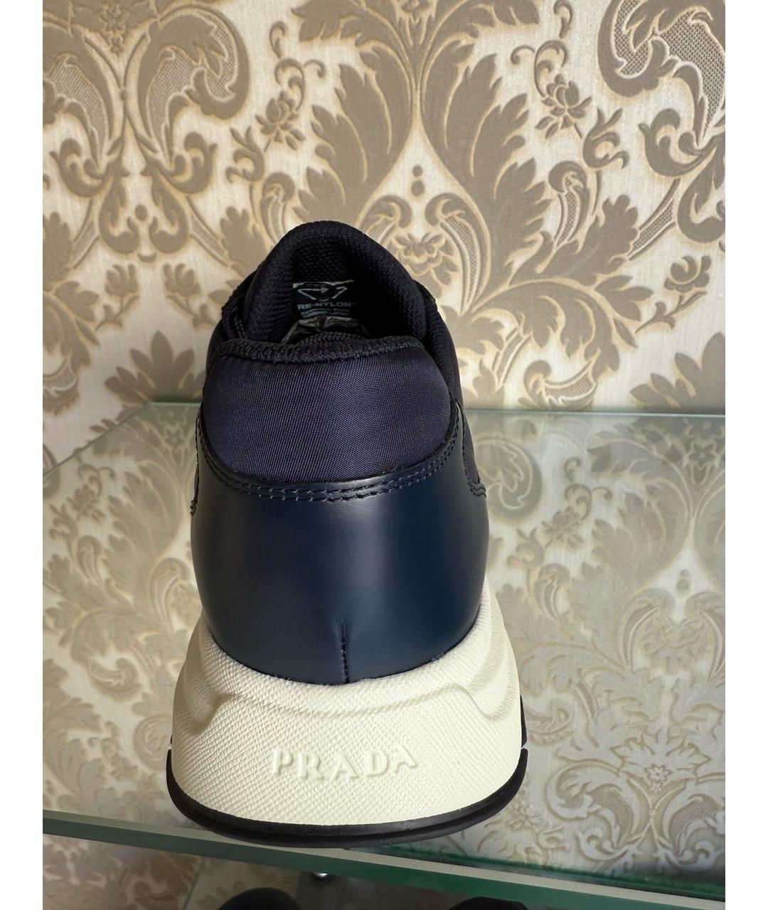 PRADA Темно-синие кожаные низкие кроссовки / кеды, фото 2