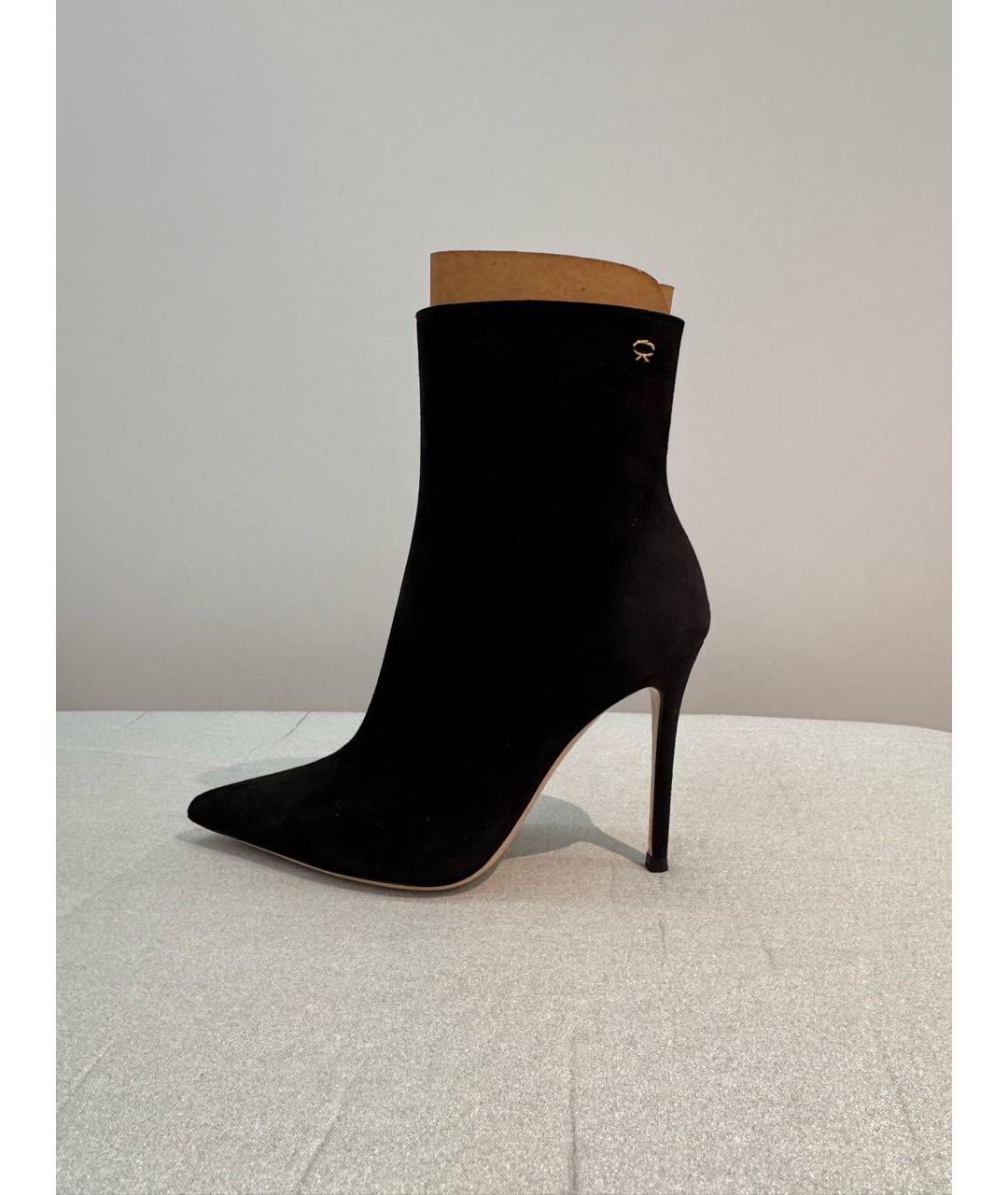 GIANVITO ROSSI Черные бархатные ботильоны, фото 9