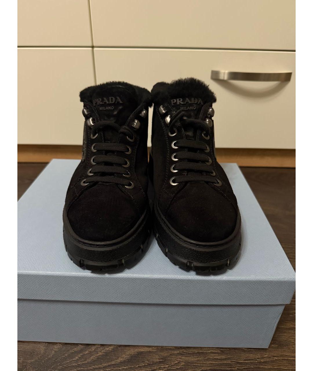 PRADA Черные замшевые ботинки, фото 3