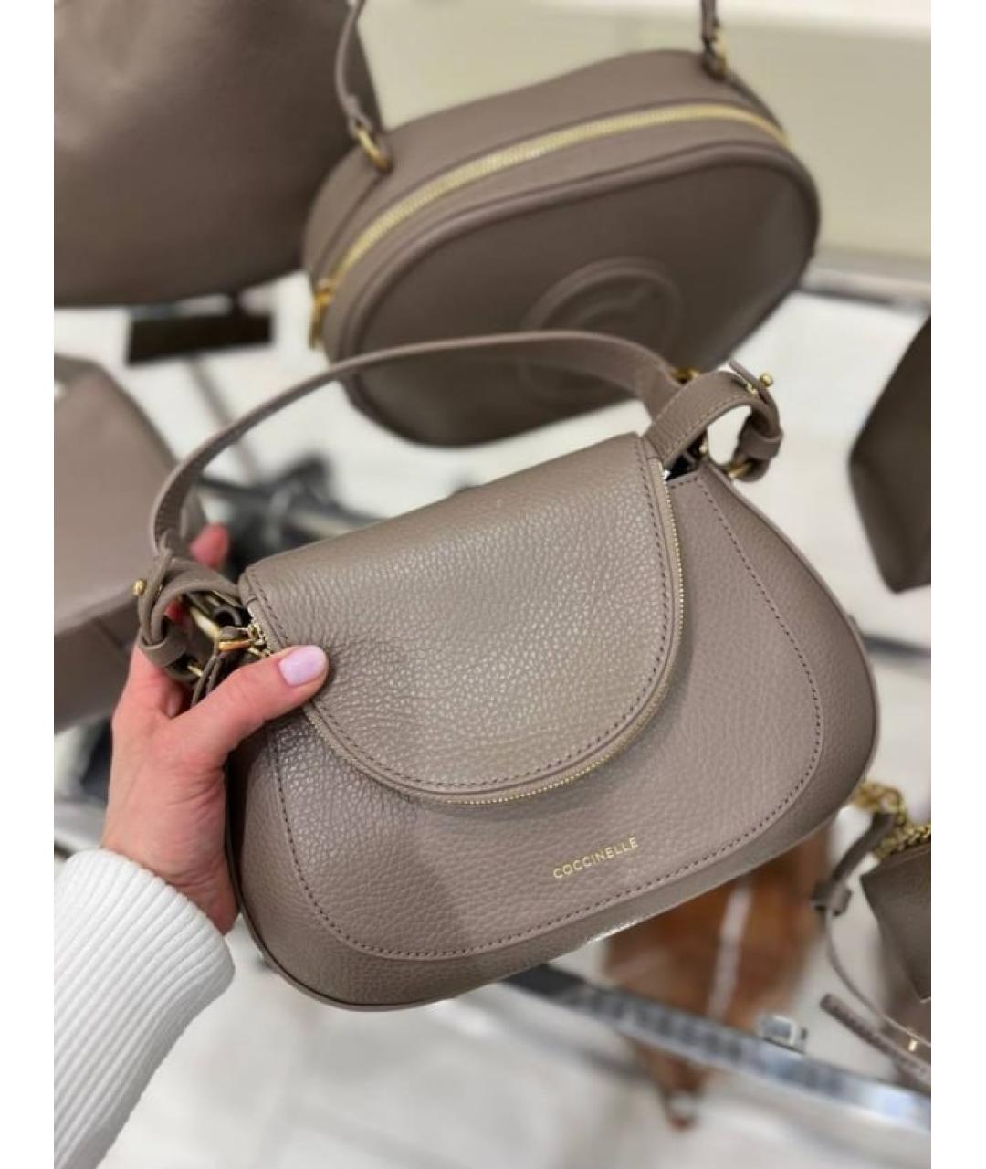 COCCINELLE Бежевая кожаная сумка через плечо, фото 5