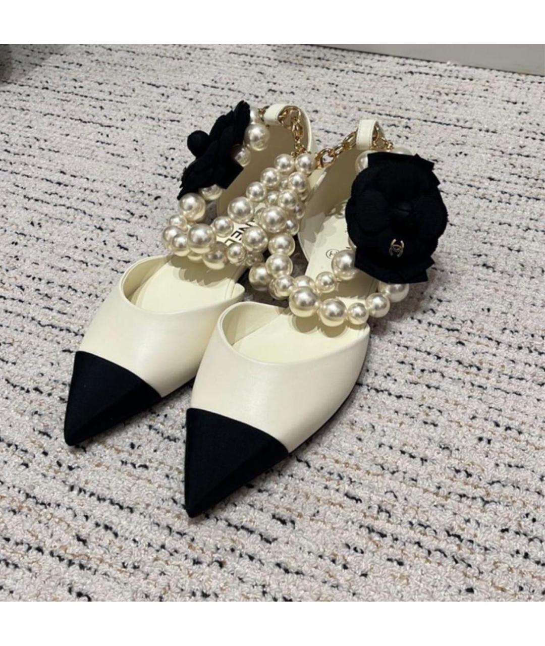 CHANEL Белые кожаные туфли, фото 2