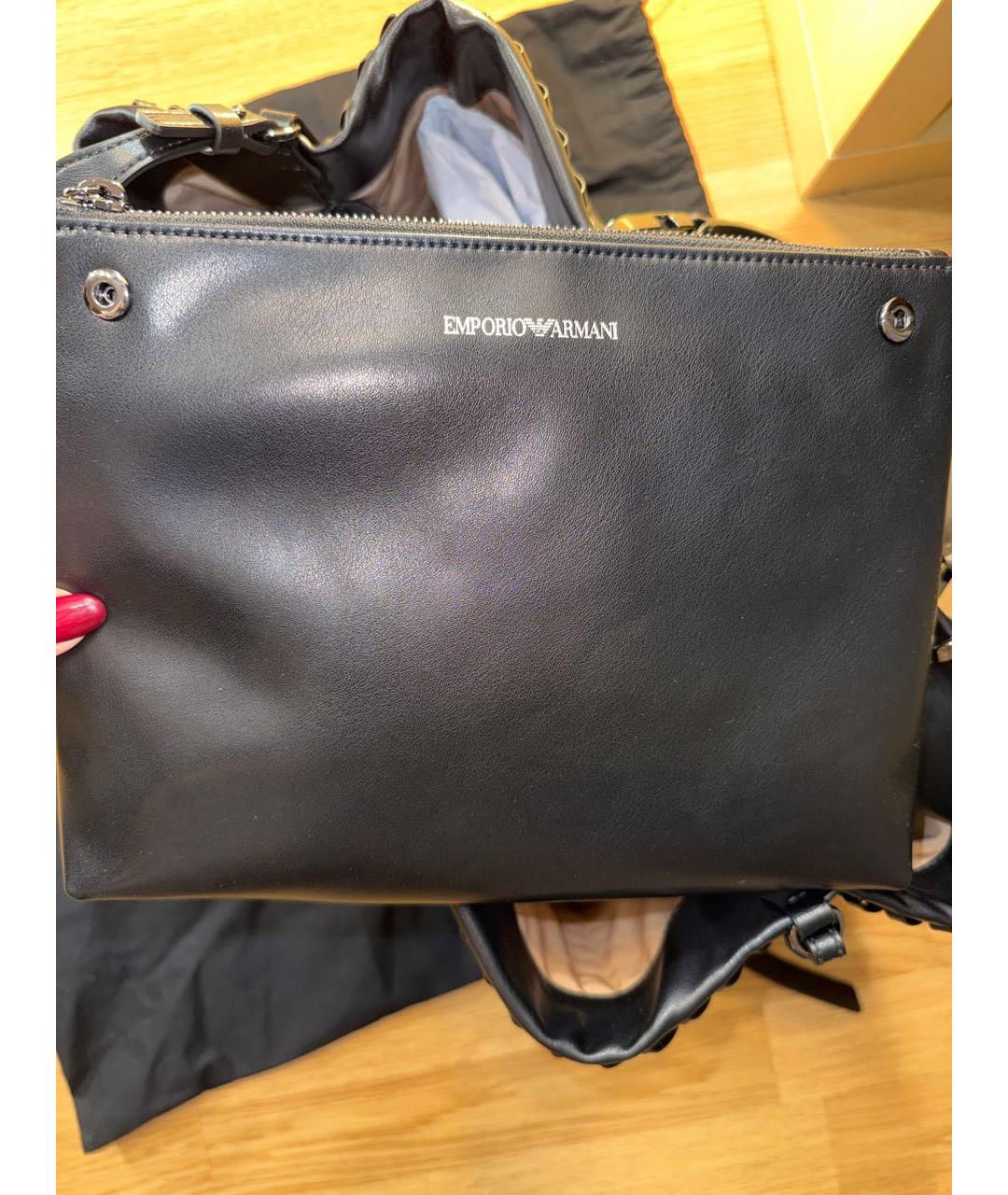 EMPORIO ARMANI Черная кожаная сумка с короткими ручками, фото 6