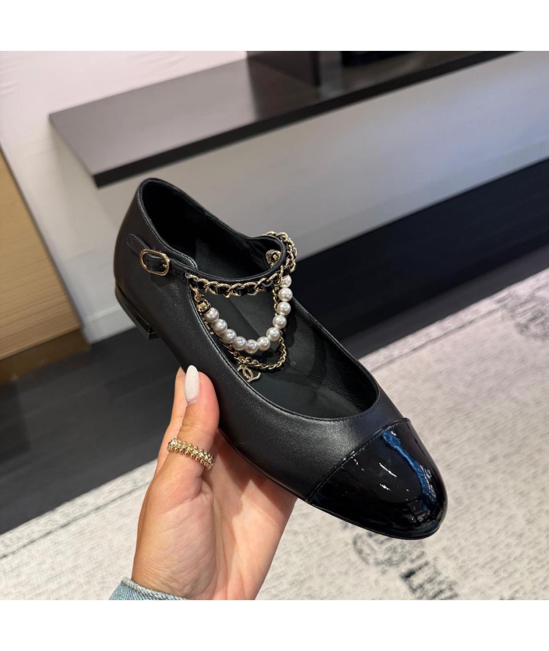CHANEL Черные кожаные балетки, фото 2