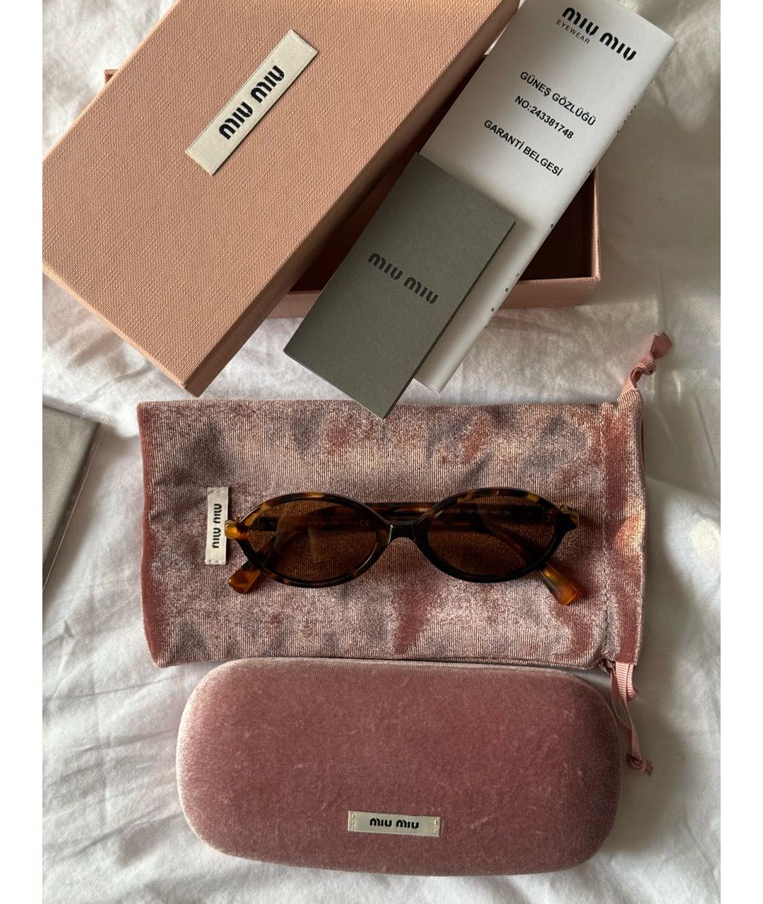 MIU MIU Коричневые пластиковые солнцезащитные очки, фото 4