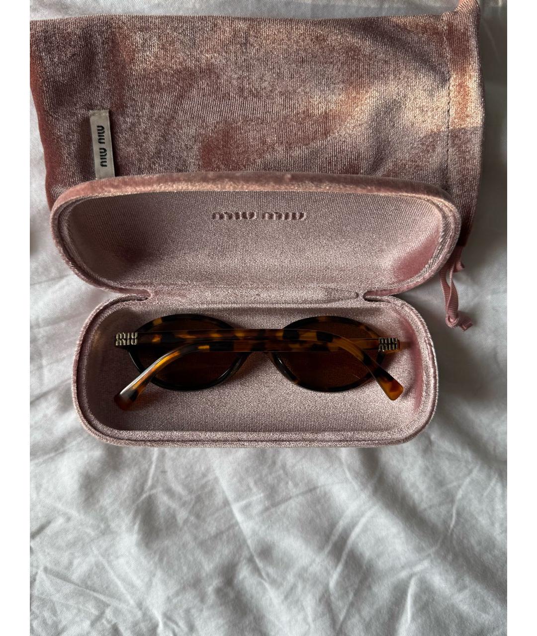 MIU MIU Коричневые пластиковые солнцезащитные очки, фото 3