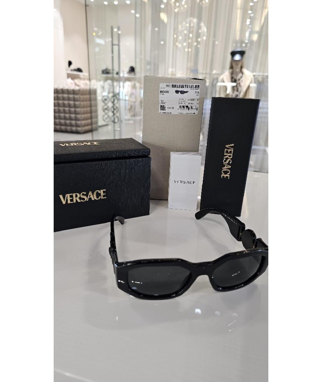 VERSACE Черные пластиковые солнцезащитные очки, фото 3