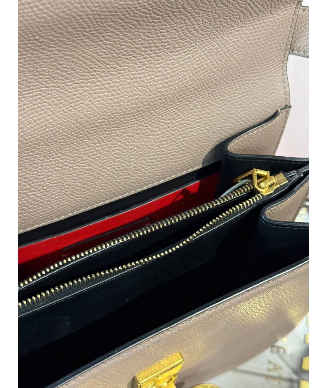 VALENTINO Бежевая кожаная сумка через плечо, фото 4