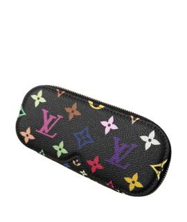 LOUIS VUITTON Обложка/футляр
