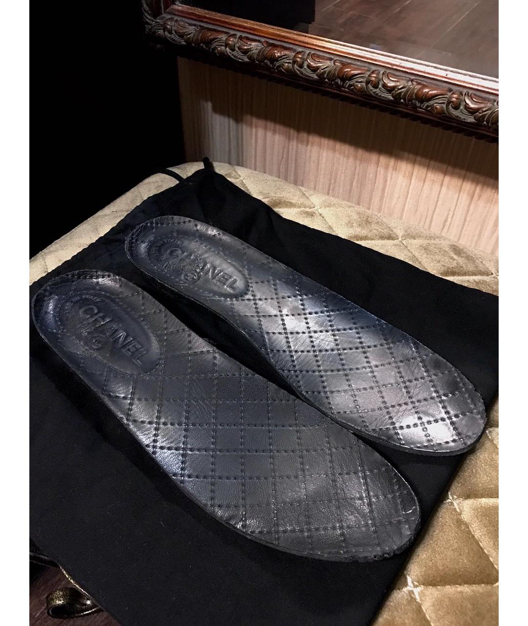 CHANEL Черные замшевые кеды, фото 6