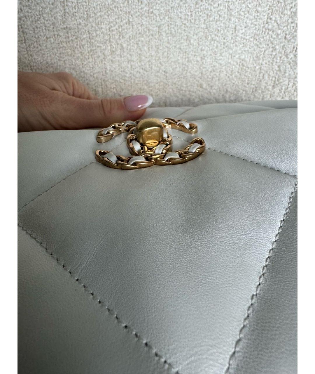 CHANEL Белая кожаная сумка через плечо, фото 6