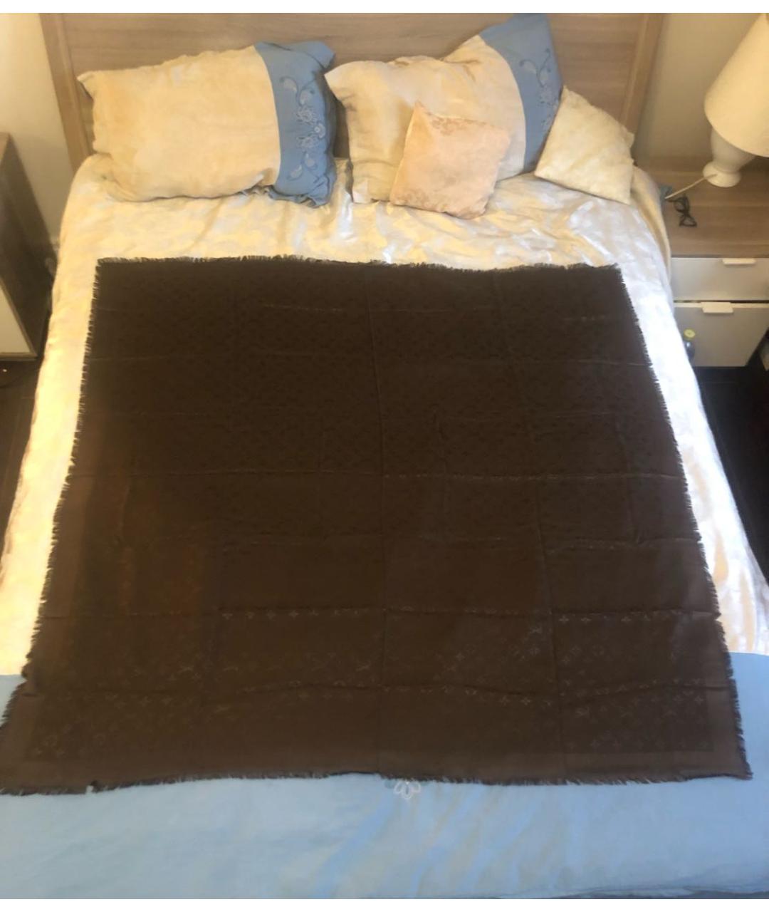 LOUIS VUITTON Коричневый платок, фото 2