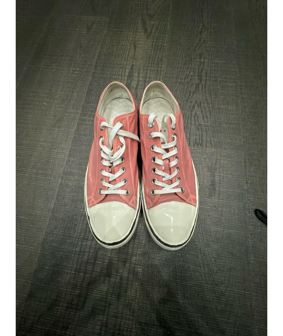 MARNI Коралловые кожаные низкие кроссовки / кеды, фото 2