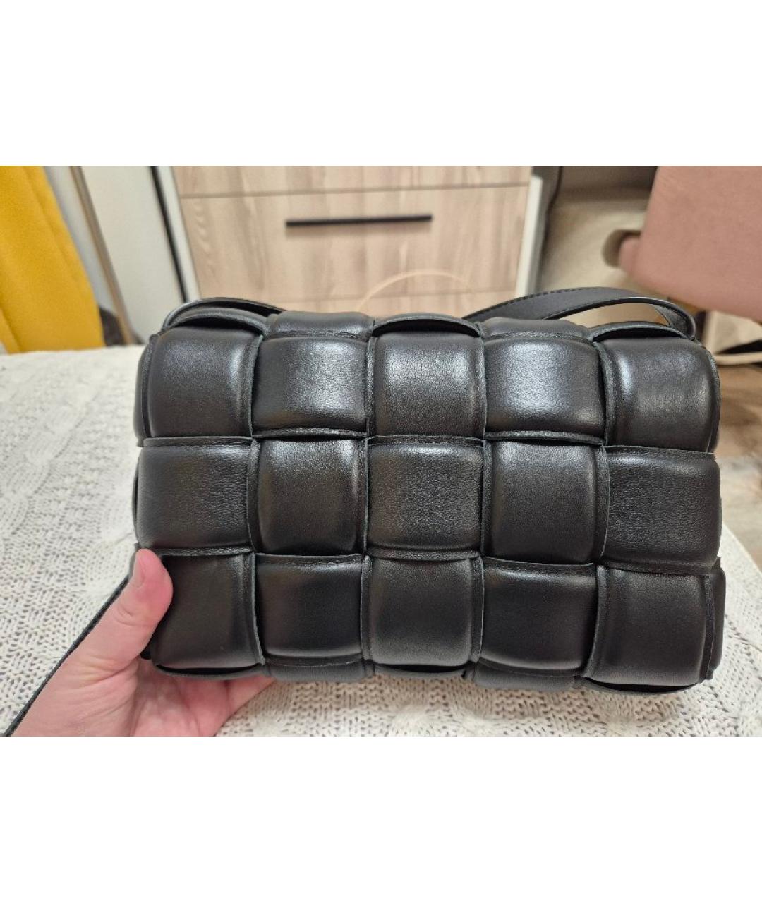 BOTTEGA VENETA Черная кожаная сумка через плечо, фото 8