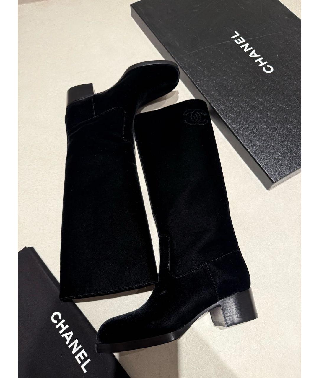 CHANEL Черные бархатные сапоги, фото 2