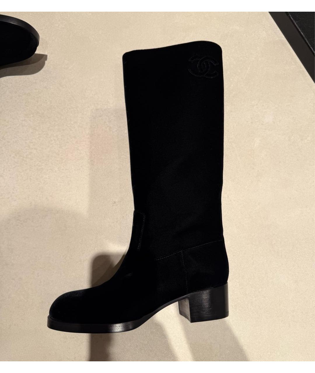 CHANEL Черные бархатные сапоги, фото 5