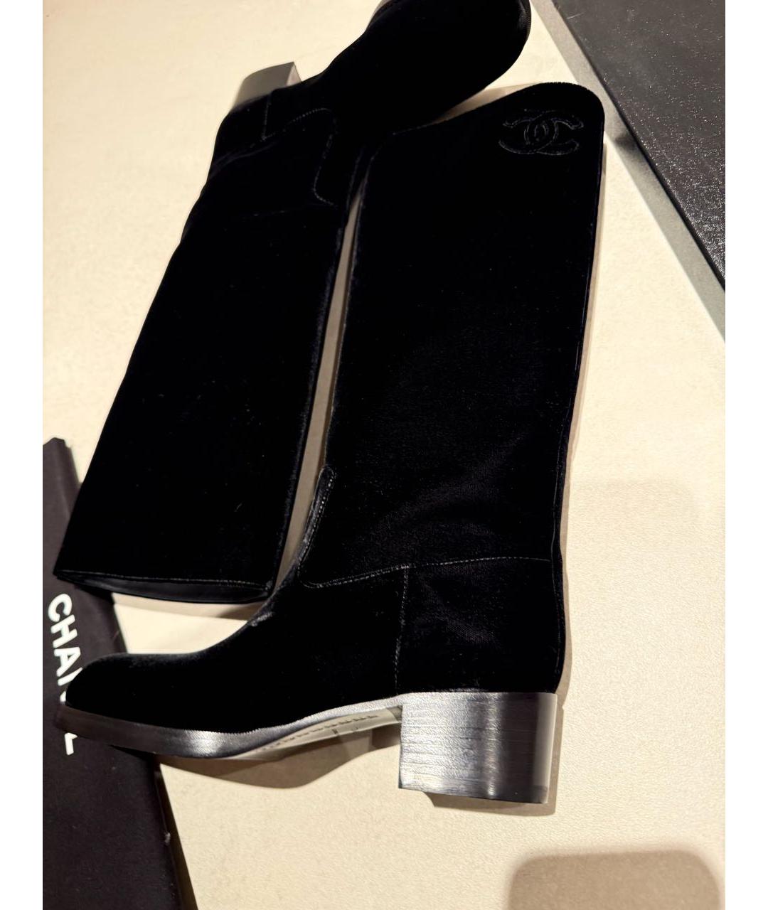 CHANEL Черные бархатные сапоги, фото 3