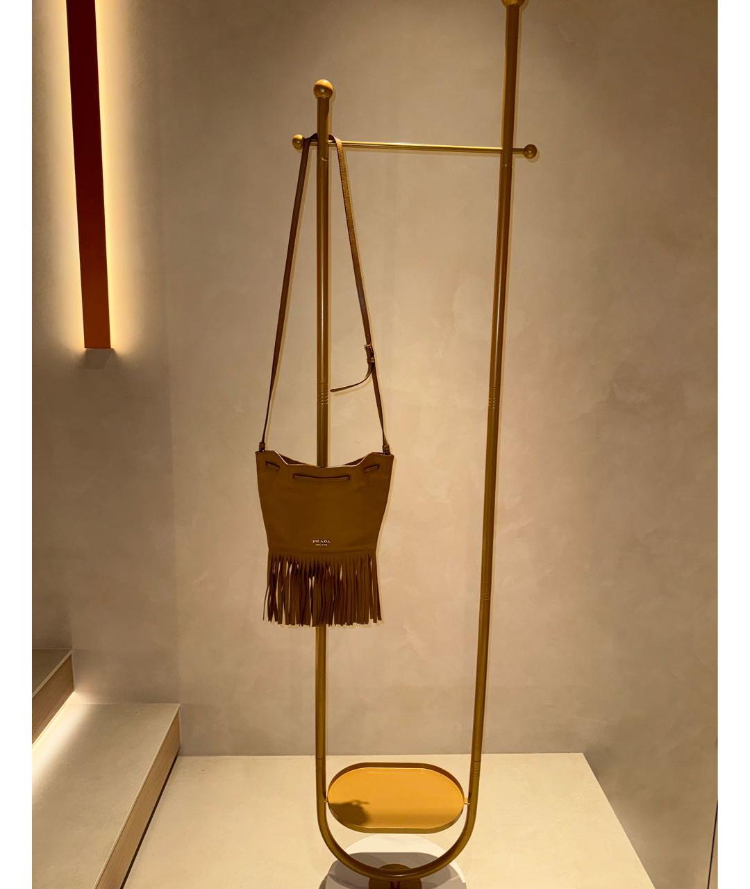 PRADA Бежевая кожаная сумка через плечо, фото 4