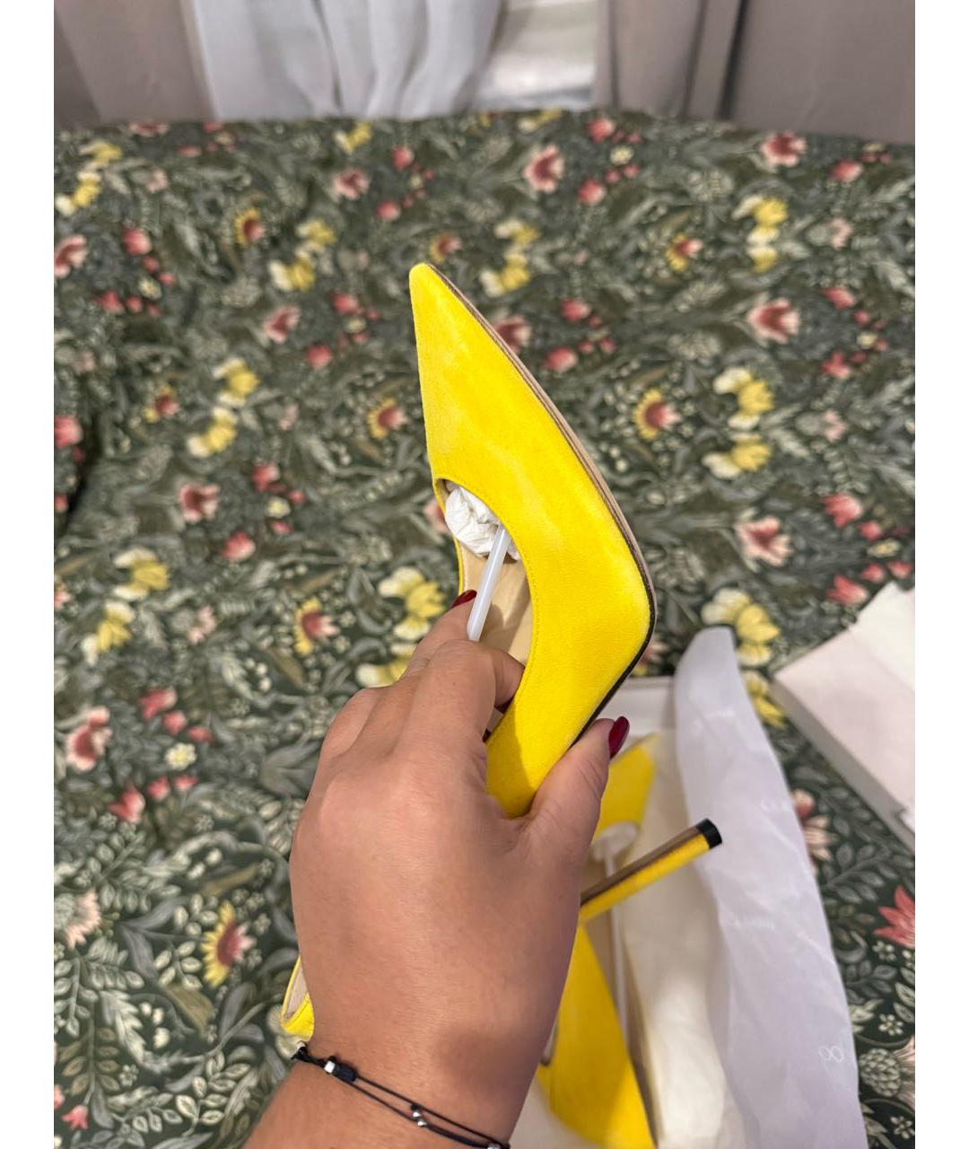 JIMMY CHOO Желтые замшевые туфли, фото 7