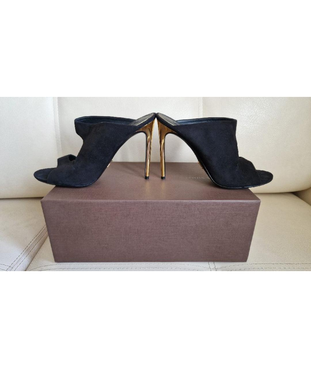 LOUIS VUITTON Черные замшевые мюли, фото 6