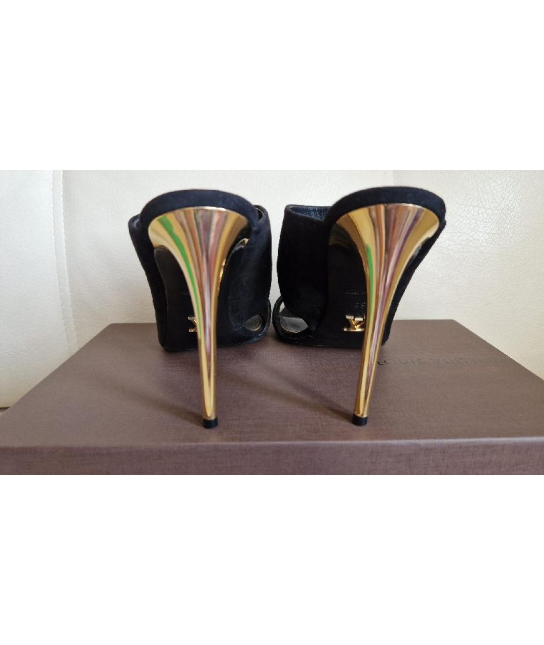 LOUIS VUITTON Черные замшевые мюли, фото 4