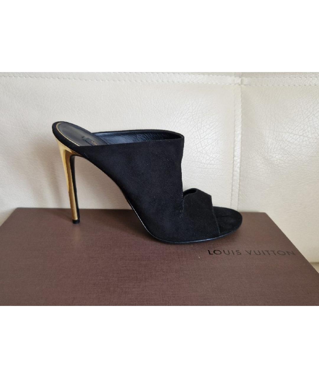 LOUIS VUITTON Черные замшевые мюли, фото 9