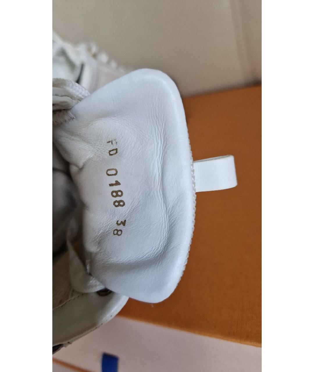 LOUIS VUITTON Белые кожаные кроссовки, фото 8