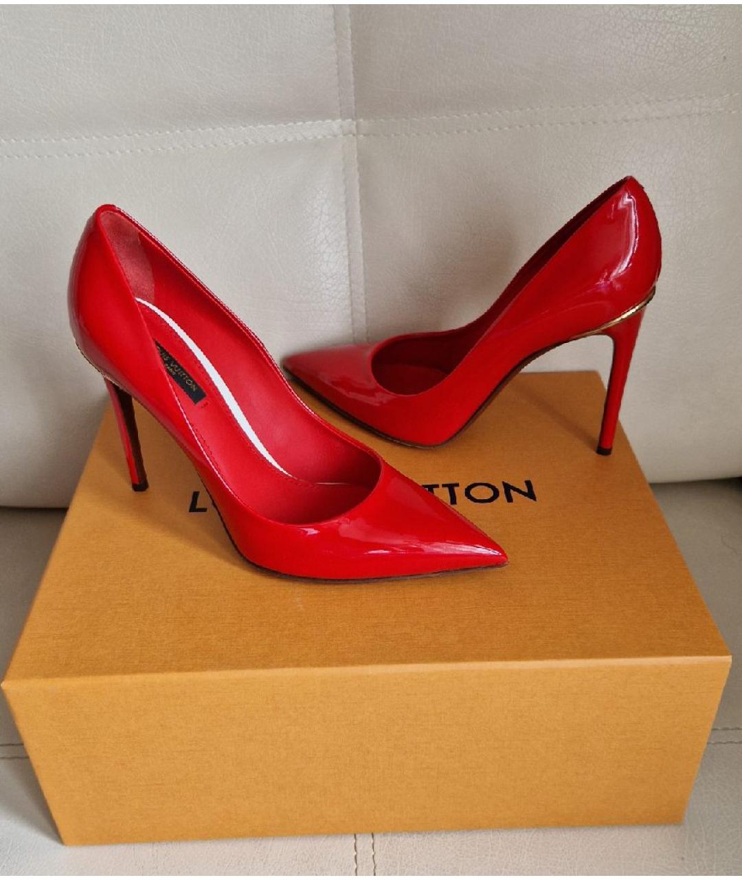 LOUIS VUITTON Красные туфли из лакированной кожи, фото 5