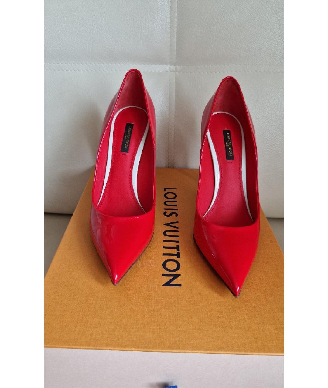 LOUIS VUITTON Красные туфли из лакированной кожи, фото 2