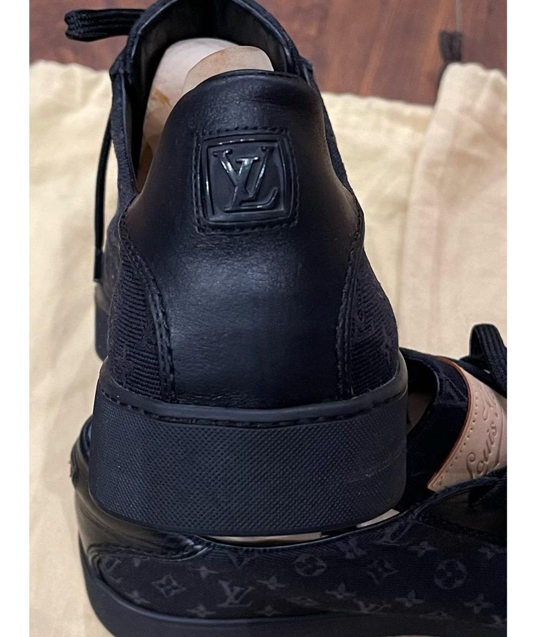 LOUIS VUITTON Черные текстильные низкие кроссовки / кеды, фото 4