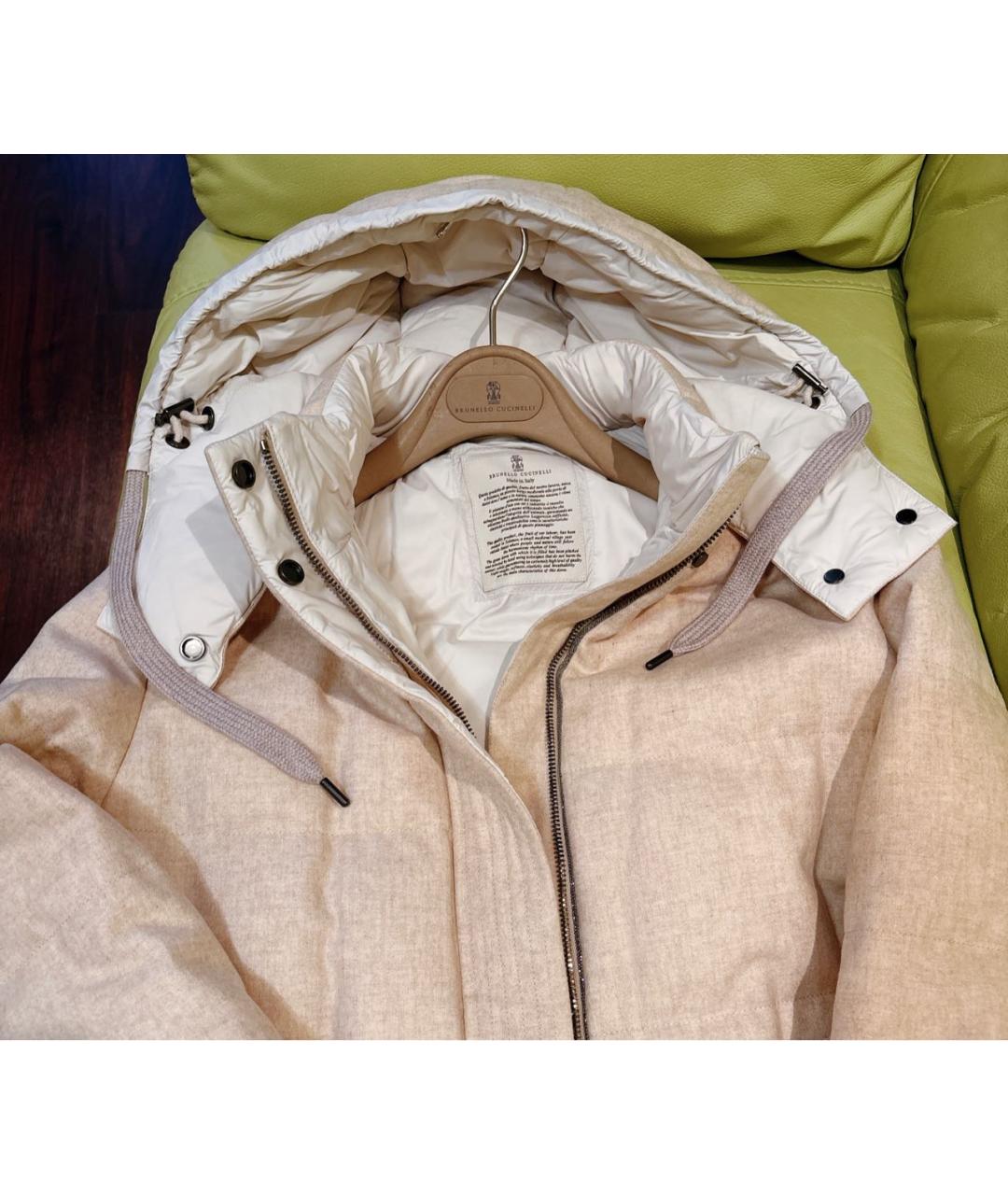 BRUNELLO CUCINELLI Бежевый кашемировый пуховик, фото 2