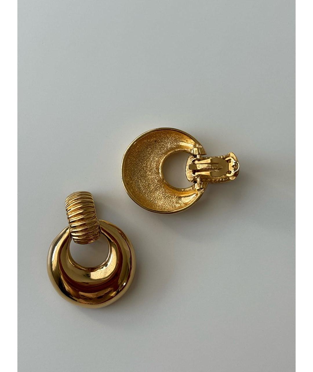 GIVENCHY Золотые металлические клипсы, фото 2