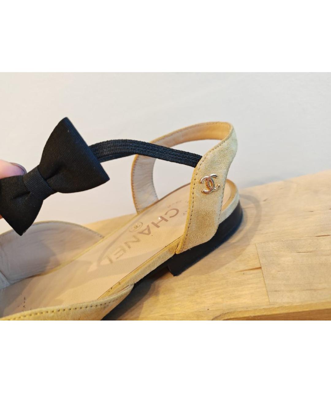 CHANEL Бежевые замшевые балетки, фото 7