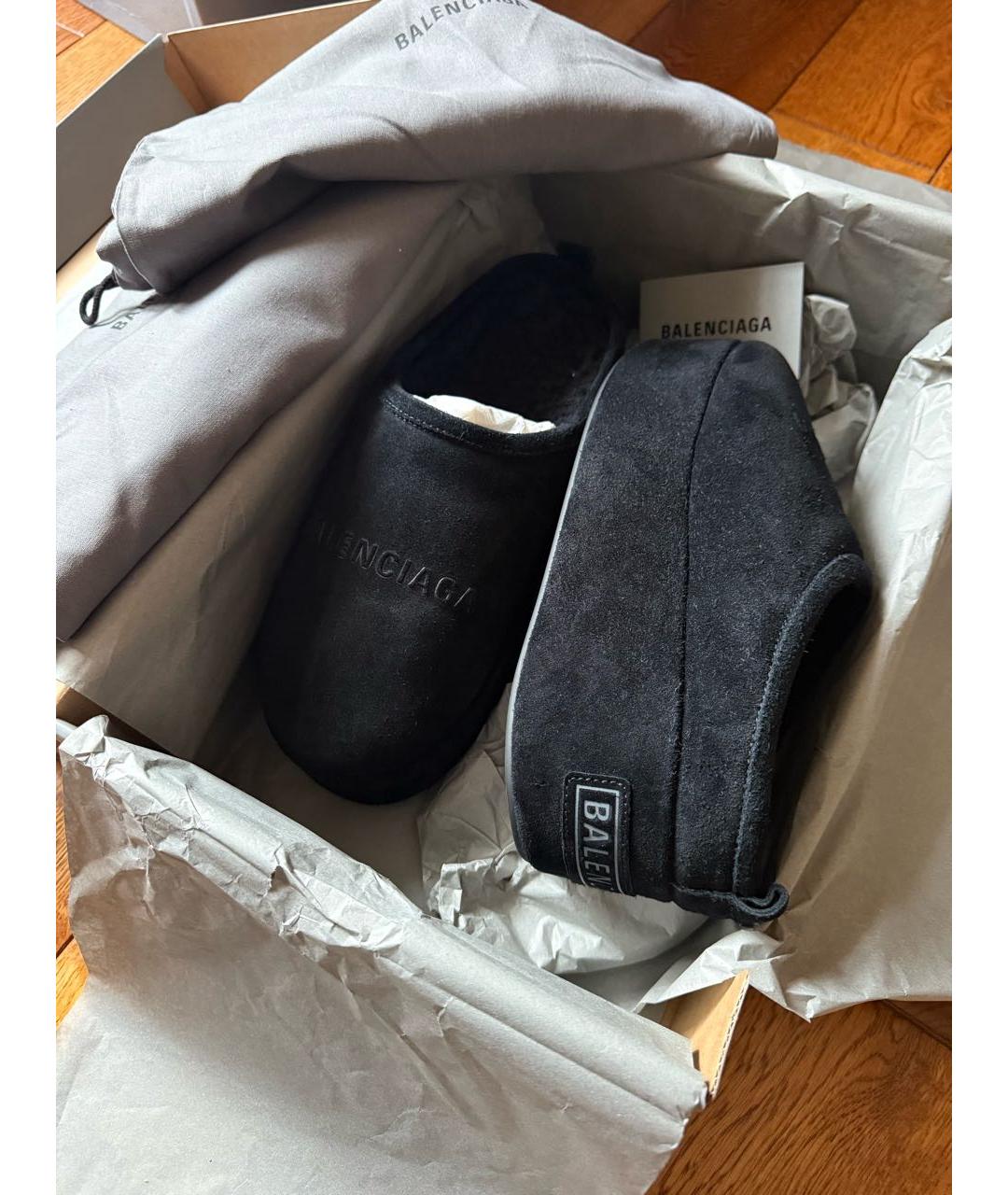 BALENCIAGA Черные замшевые сабо, фото 5