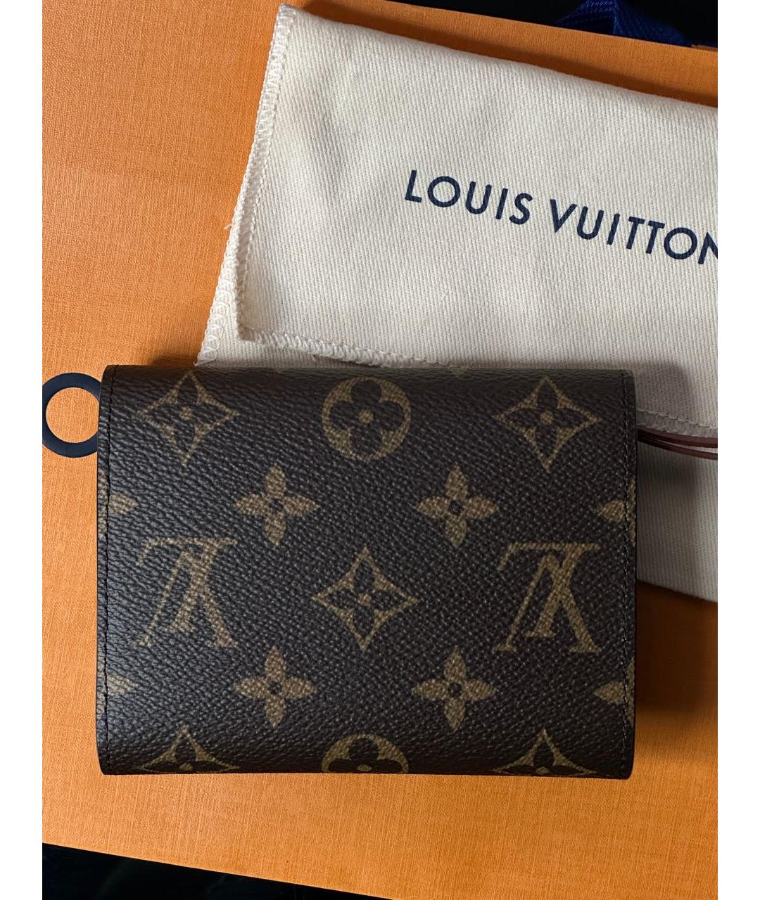 LOUIS VUITTON Коричневый кошелек, фото 3
