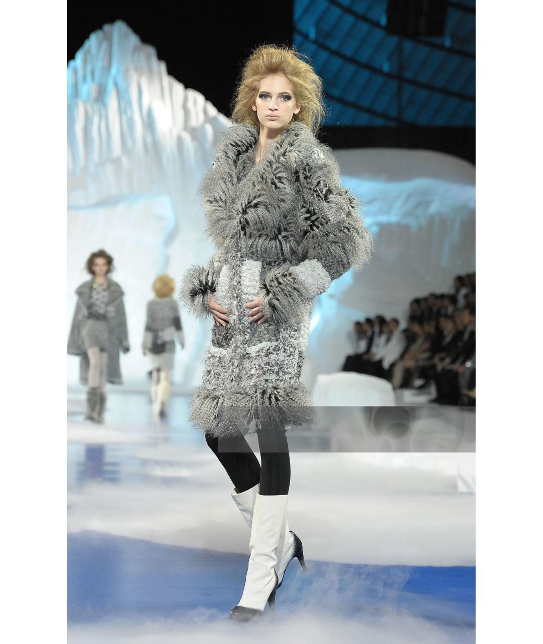 CHANEL Серое твидовое пальто, фото 2